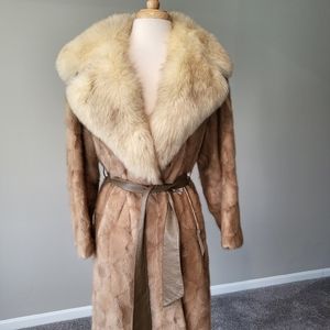 Richland Furs Pastel Mink Oval Stroller with Fox Collar